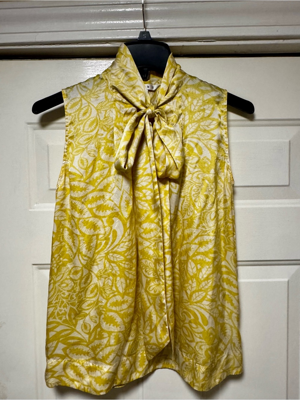 CAbi Yellow and White Tie-Neck Sleeveless Blouse